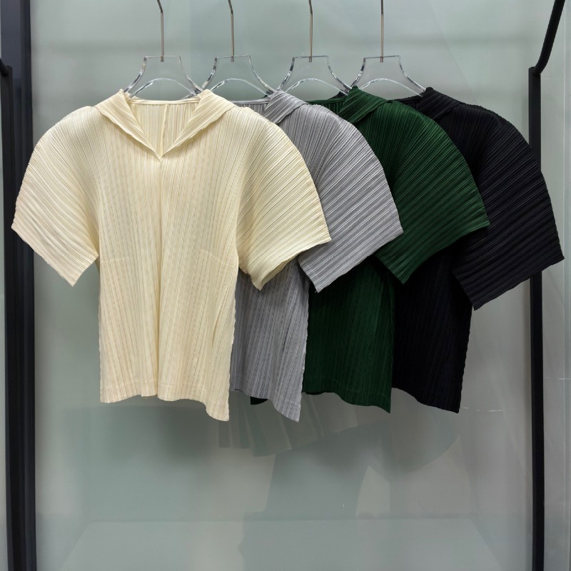 Miyake Plissiertes Hoodie- und – Women'S Fashion Sweatshirts Bewertung und Preis