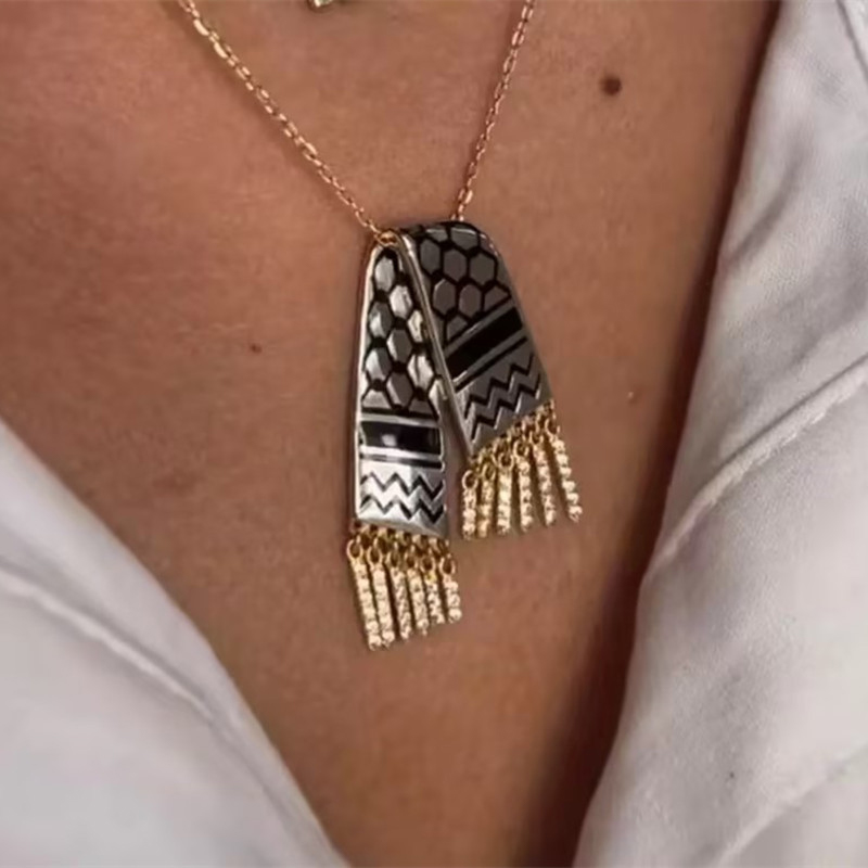 Edelstahl Schal Form Zirkon An – Women Fashion Qatar Bewertung und Preis