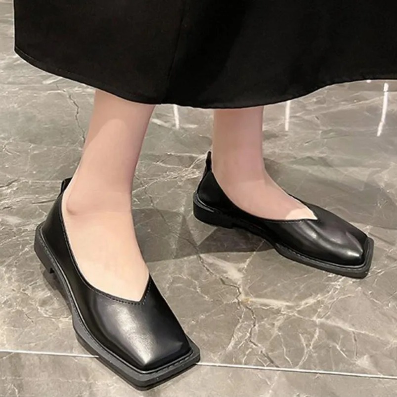 Römische Damen-Pumps mit niedr – Sneakers Fashion Women Bewertung und Preis