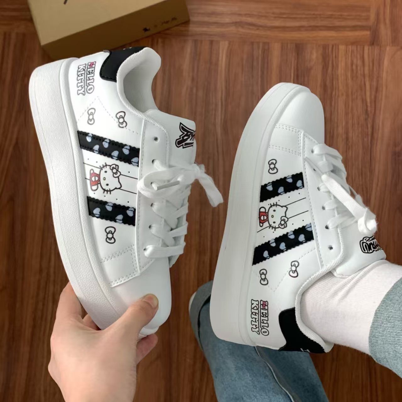 Modische Hello Kitty Freizeits – Sneakers Fashion Women Bewertung und Preis