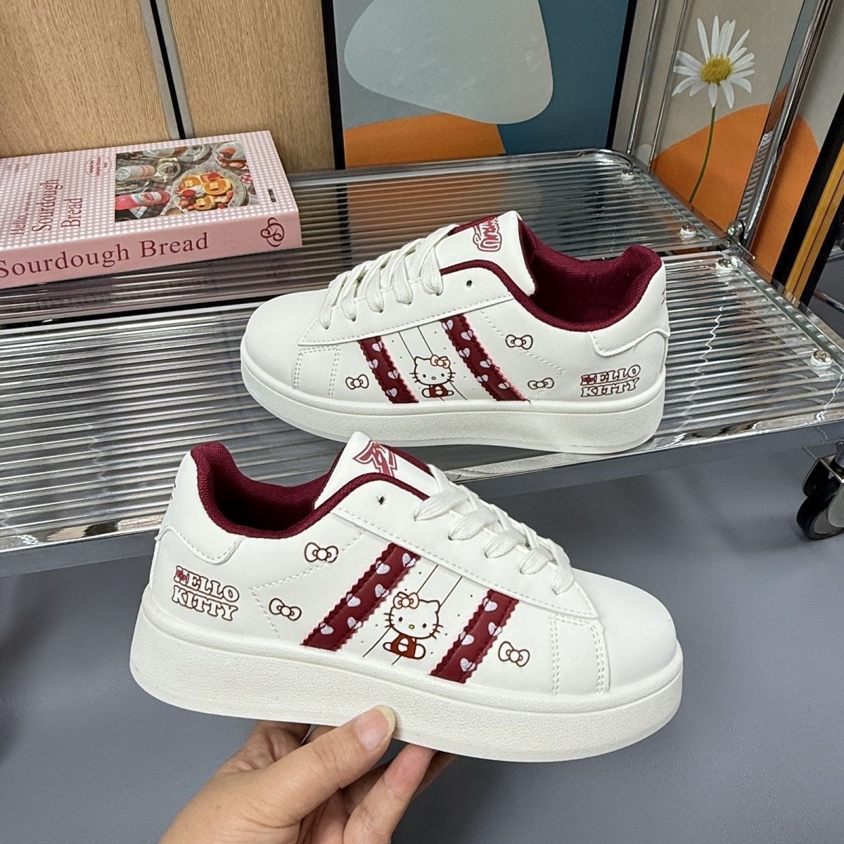 Modische Hello Kitty Freizeits – Sneakers Fashion Women Bewertung und Preis