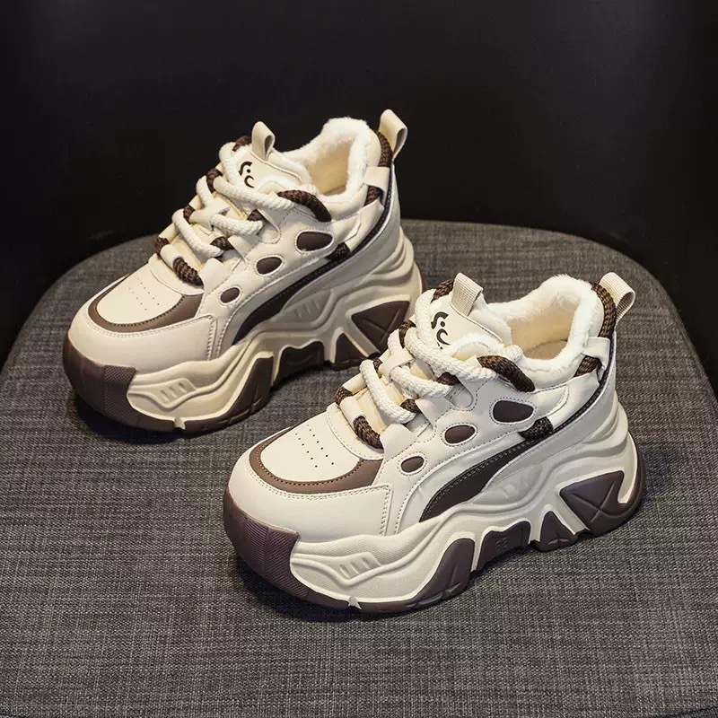 2026 Neue Leder-Sneaker mit In – Sneakers Fashion Women Bewertung und Preis